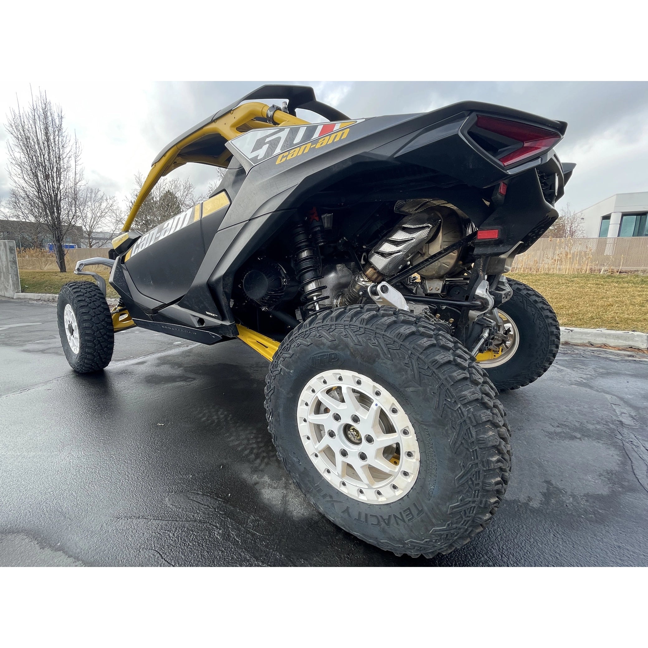 Rock Sliders - Single Piece / Set | UHMW | Can-Am Maverick R